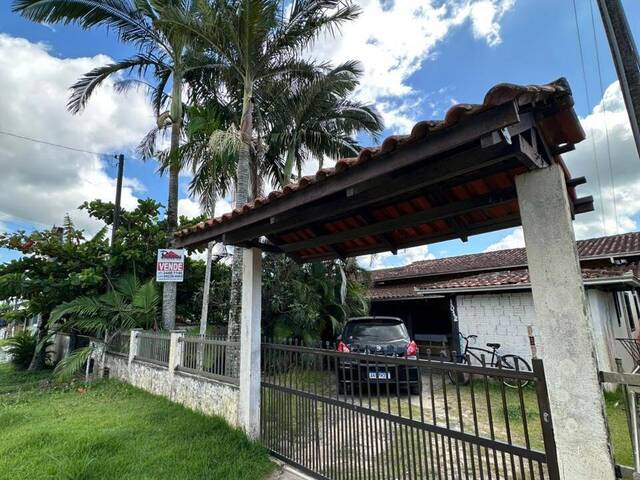 #12 - Casa de Praia para Venda em Balneário Barra do Sul - SC